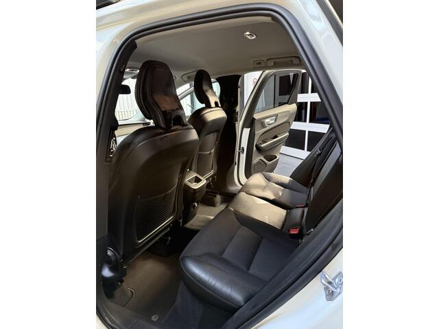 Volvo XC60 2.0 T5 Momentum