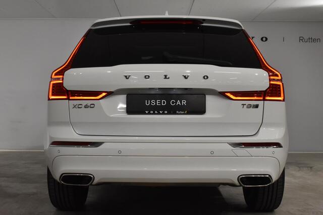 Volvo XC60 T8 390PK Automaat Recharge AWD Inscription / Intellisafe / Panoramadak / head-up display / Camera achter / Donker glas achter