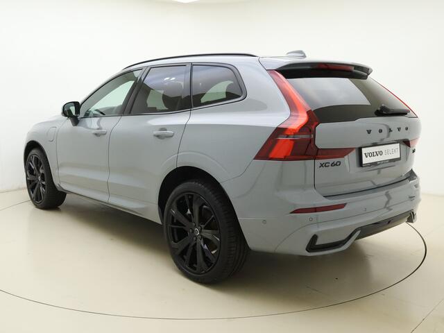 Volvo XC60 T6 350pk AWD Ultra Black Edition / Facelift / Head-Up / Sportstoelen / Full-LED / 360 Camera / 21'' / Panoramadak / Elektr. Stoelen / Harman&Kardon Audio / Stoel + Stuurw. Verwarming / Achterb. Verwarming /