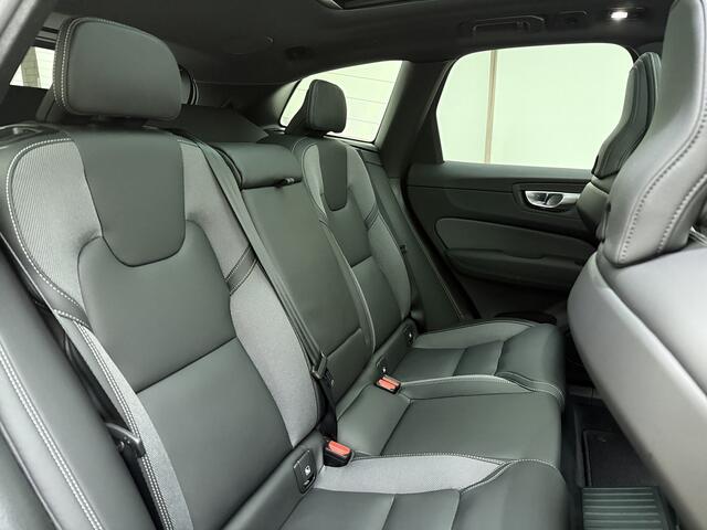 Volvo XC60 T6 350pk AWD Ultra Black Edition / Facelift / Head-Up / Sportstoelen / Full-LED / 360 Camera / 21'' / Panoramadak / Elektr. Stoelen / Harman&Kardon Audio / Stoel + Stuurw. Verwarming / Achterb. Verwarming /