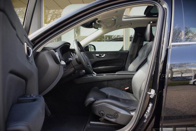 Volvo XC60 2.0 T8 Plug-in hybrid AWD Inscription |CAMERA|PANO