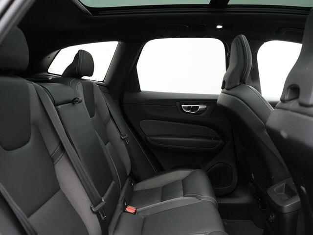 Volvo XC60 T8 AWD Plus Dark PHEV 456pk Dealer O.H | Panodak | 360 Camera | Adaptive Cruise | Head Up | Adaptieve Full LED Koplampen | Sportstoelen Memory & Verwarmd | Google Assistant | Apple Carplay | Keyless | Navigatie | Virtual | DAB | Plug In Hybrid |
