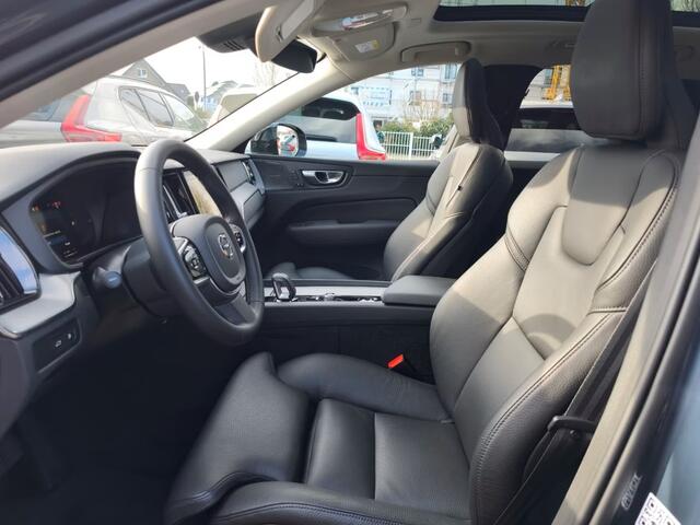 Volvo XC60 2.0 T8 Plug-in hybrid AWD Plus Dark (335kW/455PK) ** PANORAMA, ACC, VERW. ST, 21-inch LMV ** 1e EIG - UNFALLFREI ** ** INFORMEER OOK NAAR ONZE AANTREKKELIJKE FINANCIAL-LEASE TARIEVEN **