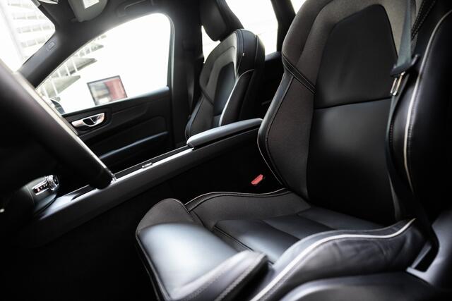 Volvo XC60 T8 Plus Black Edition AWD | H&K | 360 Cam | Pano |