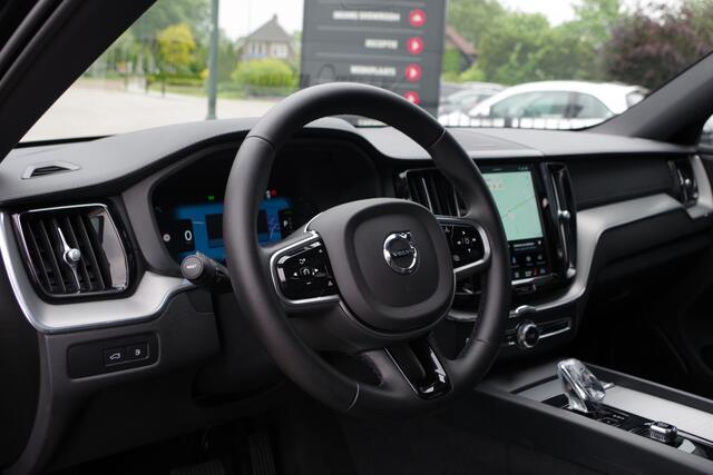 Volvo XC60 2.0 T8 Plug-in Hybrid 456 PK AWD Ultimate Dark, Panoramadak, 360 Camera, Sportstoelen