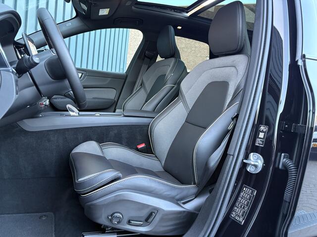 Volvo XC60 2.0 T6 Plug-in hybrid AWD Plus Black Edition | Pano | Trekhaak wegkl. | Facelift | 360 Camera | Head Up | Harman/ Kardon | Prijs Rijklaar!!