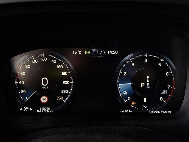Volvo XC60 2.0 B5 R-Design | Trekhaak | 360° Camera | Harman/Kardon | Adaptieve Cruise | BLIS | Keyless entry/start | Extra Getint Glas | Memory | Power Seats | DAB |
