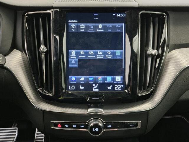 Volvo XC60 2.0 B5 R-Design | Trekhaak | 360° Camera | Harman/Kardon | Adaptieve Cruise | BLIS | Keyless entry/start | Extra Getint Glas | Memory | Power Seats | DAB |