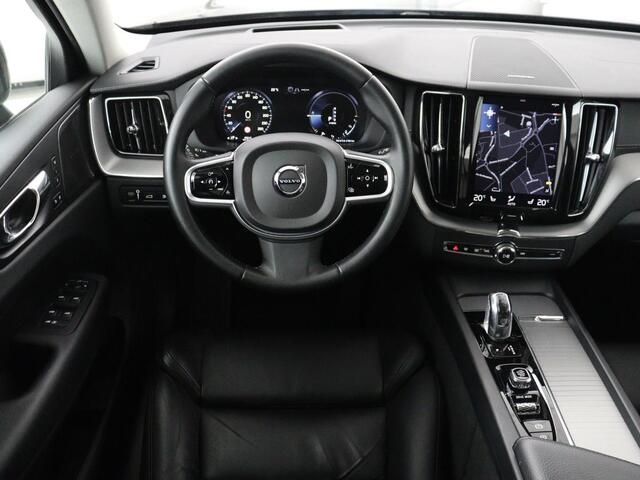 Volvo XC60 2.0 T8 Twin Engine AWD Inscription | SOH 88% | Trekhaak | Panoramadak | Carplay | Adaptive cruise | Navigatie | Camera | LEER | Elektrische achterklep| Bluetooth