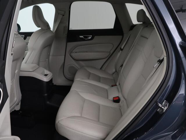 Volvo XC60 2.0 Recharge T6 AWD Business Pro | SOH 89,4% | Carplay | Panoramadak | Camera | LED | Leer | Stoel en stuurverwarming | Cruise control | Navigatie | LM | Automaat