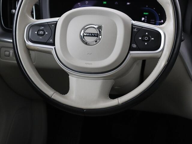 Volvo XC60 2.0 Recharge T6 AWD Business Pro | SOH 89,4% | Carplay | Panoramadak | Camera | LED | Leer | Stoel en stuurverwarming | Cruise control | Navigatie | LM | Automaat