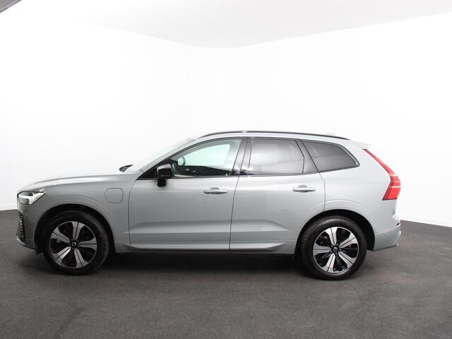 Volvo XC60 2.0 T6 Plug-in hybrid AWD Automaat Plus Dark Adaptieve cruise control Leder Navigatie Google Harman Kardon Panorama dak Lichtmetalen Velgen Dab Stoelverwarming Camera 360 Led Climate control Apple Carplay/ Android Auto