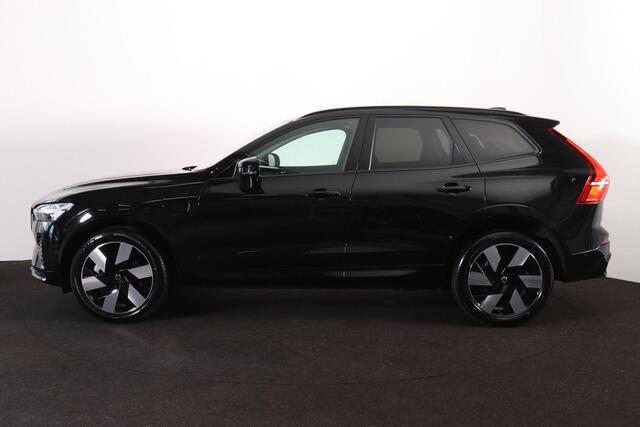 Volvo XC60 T8 Recharge AWD Plus Dark - Panorama/schuifdak - IntelliSafe Assist & Surround - 360º Camera - Harman/Kardon audio - Adaptieve LED koplampen - Verwarmde voorstoelen, stuur & achterbank - Parkeersensoren voor & achter - Elektr. bedienb. voorstoelen met geh