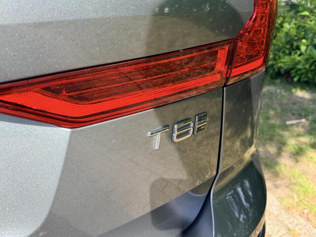 Volvo XC60 2.0 Recharge T8 AWD 390PKoPanooACCoCarplay