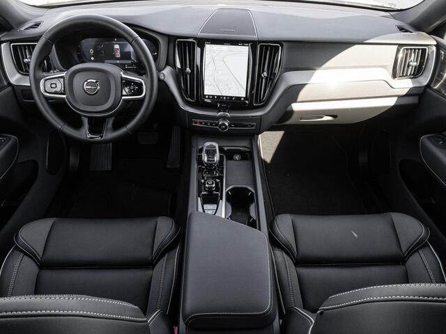 Volvo XC60 2.0 T8 Plug-in hybrid AWD Plus Dark (335kW/455PK) PANORAMA, TREKH, WINTER, HuD ** 1e EIG - Ex VOLVO) ** INFORMEER OOK NAAR ONZE AANTREKKELIJKE FINANCIAL-LEASE TARIEVEN **