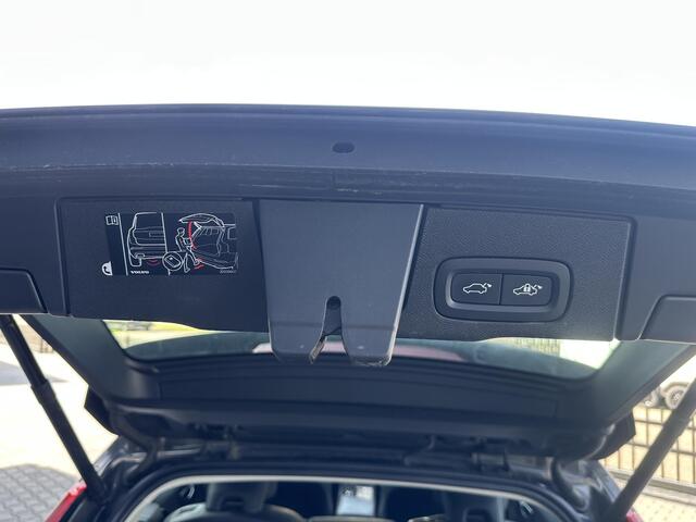 Volvo XC60 2.0 T5 Inscription ACC|trekhaak|standkachel|memory