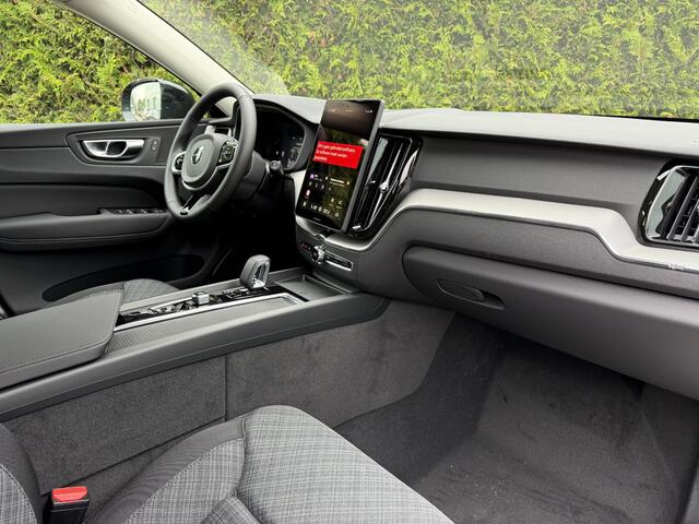 Volvo XC60 2.0 T6 Plug-in hybrid AWD Essential