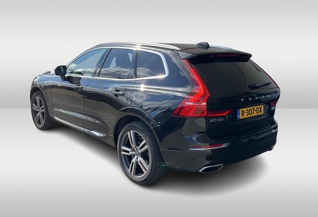 Volvo XC60 2.0 B5 AWD Inscription / Trekhaak / Panoramadak / 360Camera / Head-up / Luchtvering / Harman Kardon / 20'' / Sportstoelen / CarPlay / Stoelventilatie+Verwarming / Stuurverwarming / Dodehoek / DAB / ACC
