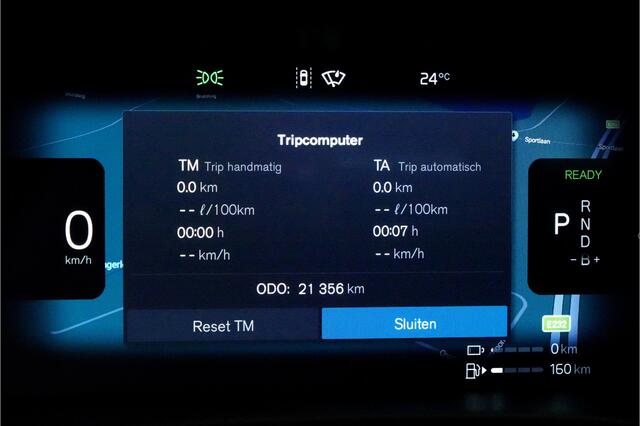 Volvo XC60 2.0 T8 AWD 335kW/456pk Aut8 Recharge Ultra Bright Executive LUCHTVERING + BOWERS&WILKINS + EL.TREKHAAK + PANORAMADAK + EL.TREKHAAK + BLIS + HEAD-UP + PILOT ASSIST + STOELVERWARMING/-VENTILATIE/-MASSAGE + ADAPT.CRUISE + 360 CAMERA + 21" LM-VELGEN!