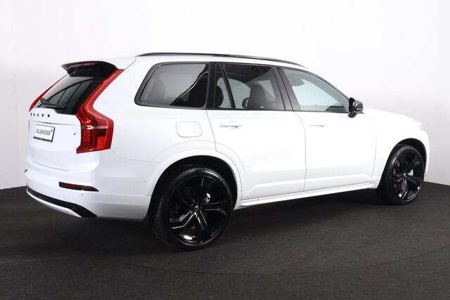 Volvo XC90 T8 Plug-in hybrid AWD Ultra Dark - LONG RANGE - Luchtvering - Panorama/schuifdak - IntelliSafe Assist & Surround - 360º Camera - Bowers & Wilkins audio - Nappaleder met stoelventilatie - Verwarmde voorstoelen, stuur & achterbank - Parkeersensoren voor & a
