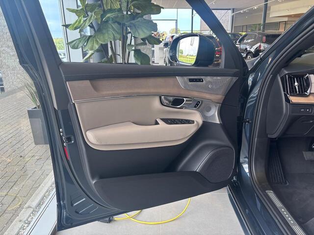 Volvo XC90 T8 Ultra Dark Luchtvering | Stoelmassage | 22 Inch