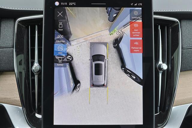 Volvo XC90 T8 Recharge AWD Plus Dark - LONG RANGE - Panorama/schuifdak - IntelliSafe Assist & Surround - 360º Camera - Harman/Kardon audio - Verwarmde voorstoelen, stuur & achterbank - Parkeersensoren voor & achter - Elektr. bedienb. voorstoelen met geheugen - Draad