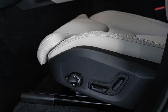 Volvo XC90 2.0 T8 Plug-in hybrid AWD Ultra Bright | Direct Beschikbaar | 360º Parkeercamera | Harman Kardon Premium Audio | Head-Up Display |