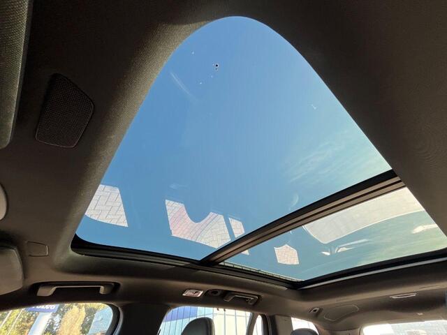 Volvo XC90 2.0 T5 AWD R-Design | Trekhaak | Bowers & Wilkins | Luchtvering | Head-up display | Panorama dak | 360° camera | Adaptieve cruise control |