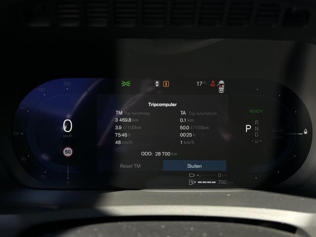 Volvo XC90 2.0 T8 Plug-in hybrid AWD Ultra Dark Trekhaak, Luchtvering, Panoramadak, 4x Stoelverwarming, Bowers&Wilkins, Head-up display, 22 Inch