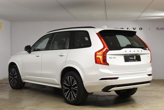 Volvo XC90 T8 455PK Automaat Plug-in hybrid AWD Ultimate Dark / Bowers & Wilkins / Luchtvering / Head Up Display / 360 Camera / Massagestoelen / Gelaagde Zijruiten / Trekhaak /