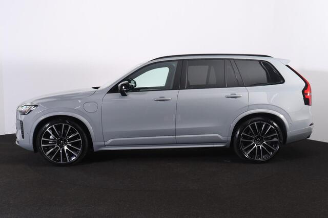 Volvo XC90 T8 Recharge AWD Ultra Dark - LONG RANGE - Luchtvering - Panorama/schuifdak - IntelliSafe Assist & Surround - 360º Camera - Bowers & Wilkins audio - Verwarmde voorstoelen, stuur & achterbank - Parkeersensoren voor & achter - Elektr. bedienb. voorstoelen me