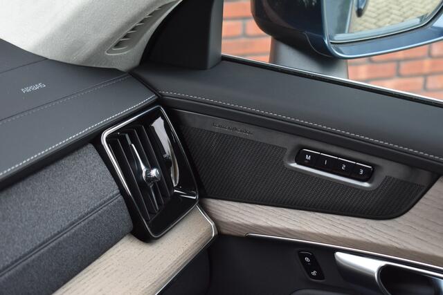 Volvo XC90 T8 455PK Plug-in hybrid AWD Ultra Bright | Trekhaak | Luchtvering |