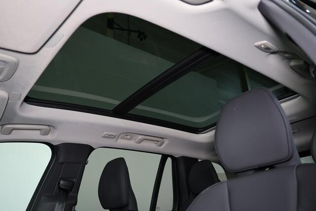 Volvo XC90 T8 Recharge AWD Plus Bright - LONG RANGE - Panorama/schuifdak - IntelliSafe Assist & Surround - 360º Camera - Harman/Kardon audio - Verwarmde voorstoelen, stuur & achterbank - Parkeersensoren voor & achter - Elektr. bedienb. voorstoelen met geheugen - Dra