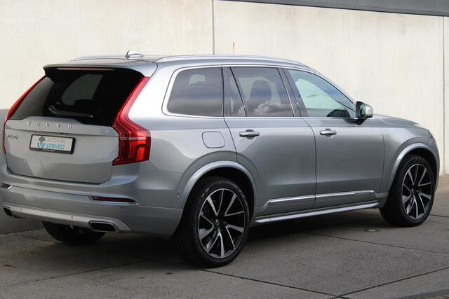 Volvo XC90 2.0 T8 Twin Engine AWD Inscription / 7 PERS / PANO DAK / LUCHTVERING / TREKHAAK / 390 PK