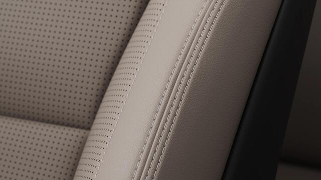 Volvo XC90 2.0 T8 Plug-in hybrid AWD Ultra Bright | Bowers & Wilkins | Luchtvering | Gelamineerde Ruiten | Extra Getint Glas | Head-Up Display | Schuif/Kantel-Panoramadak |