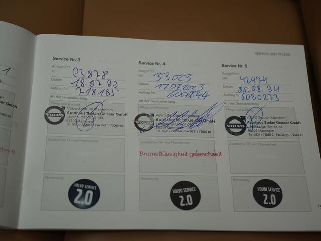 Volvo XC90 T8 Twin Engine AWD Inscription 7 Persoons Plug In Hybrid 394pk Dealer O.H. PHEV | Panodak | Adaptive Cruise | 360 Camera | Harman & Kardon | Lederen Sportstoelen Memory & Verwarmd | Apple Carplay | Virtual | Keyless | Blis | Navigatie | DAB |