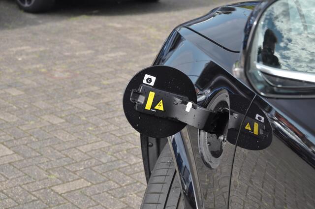 Volvo XC90 T8 455PK Long range Recharge AWD Ultimate Bright Google infotaiment/ Adaptieve cruise control/ Bowers en Wilkins/ Panoramadak/ Luchtvering/ 22" velgen/ BLIS/ Trekhaak/ Stoel en stuurwielverwarming/ Parkeersensoren met 360 Camera/ Elektrische stoelen met g