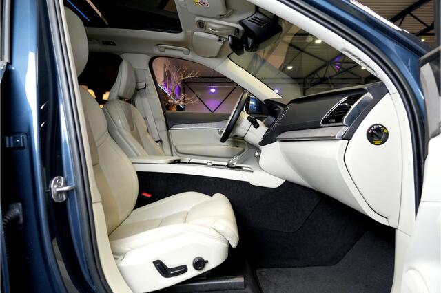 Volvo XC90 2.0 T8 AWD 335kW/455pk Aut8 Recharge Long Range Ultimate Bright LUCHTVERING + PANORAMADAK + HARMAN/KARDON + STOELVERWARMING/-MASSAGE/-VENTILATIE + ADAPT.CRUISE + PILOT ASSIST + BLIS + HEAD-UP + 360 CAMERA + PARKSENSOREN V&A + 21" LM-VELGEN!!