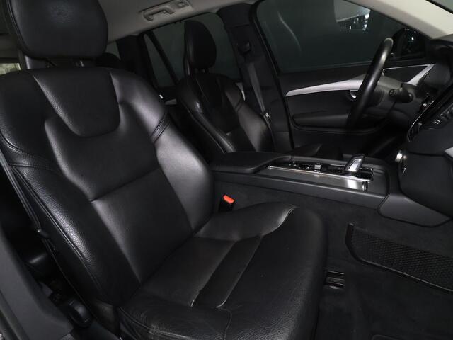 Volvo XC90 2.0 T8 Recharge AWD Business Pro [TREKHAAK, APPLE CARPLAY, ANDROID AUTO, ADAPTIVE CRUISE CONTROL, 360 CAMERA, STUURVERWARMING, STOELVERWARMING, NIEUWSTAAT]