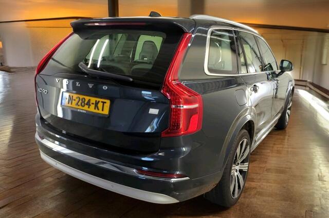 Volvo XC90 2.0 T8 Recharge AWD 287kW/390pk Aut8 Inscription Exclusive 7p LUCHTVERING + PANORAMADAK + PILOT ASSIST + STOELMASSAGE + HARMAN & KARDON + BLIS + STOELVERWARMING&-VENTILATIE + 360 CAMERA + KEYLESS + HEAD-UP + PARKSENSOREN + 21" LM-VELGEN!!