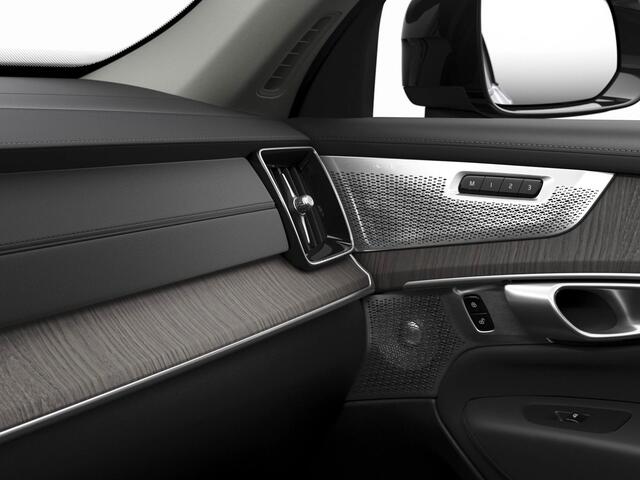 Volvo XC90 2.0 T8 Plug-in hybrid AWD Ultra Dark Automaat / Panoramadak / Luchtvering / 22" velgen / Privacy Glass / Massage stoelen / MY2026