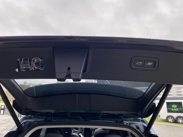 Volvo XC90 2.0 T8 Plug-in hybrid AWD Ultra Dark Luchtvering|B&W|Pano|