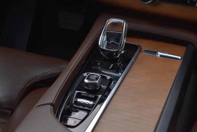 Volvo XC90 T8 AWD 390PK Plug-in Hybrid Inscription | Trekhaak | H&K | 360 Camera | ACC | 22"LMV | Stoelverwarming |