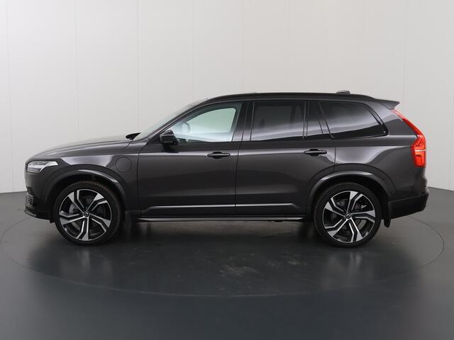 Volvo XC90 2.0 T8 Recharge AWD Ultimate Dark | 360 Camera | Licht-Pakket | Bowers & Wilkins Sound | Trekhaak | Sportstoelen | DAB | Seat-Comfort-Pakket | Apple CarPlay/Android Auto | Panoramadak | 12,3" Display | HUD | Adaptieve Cruise Control | Luchtvering |