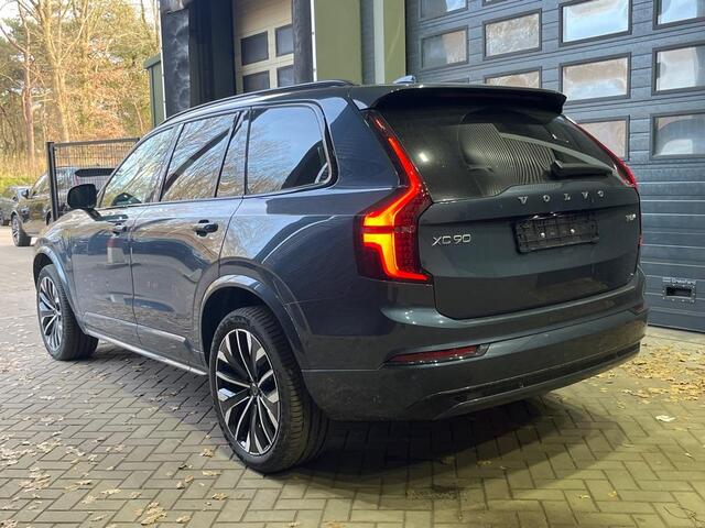 Volvo XC90 T8 Plug-in hybrid Ultra Dark | FACELIFT | Panoramadak | Head-Up | 360 Camera | Massage+Ventilatie | 21 Inch