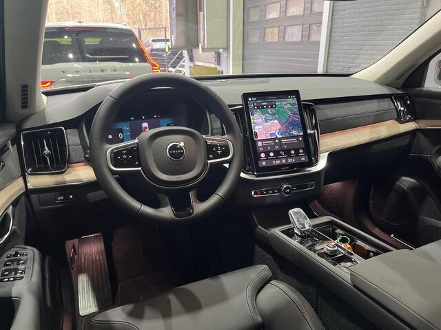 Volvo XC90 T8 Plug-in hybrid Plus Dark | FACELIFT | Panoramadak | Head-Up | 360 Camera | Stoel+Stuurverwarming | 21 Inch