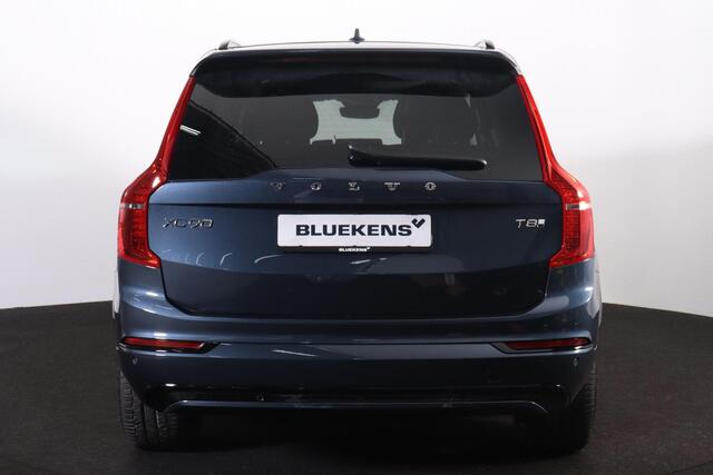 Volvo XC90 T8 Recharge AWD Ultra Dark - Panorama/schuifdak - IntelliSafe Assist & Surround - 360º Camera - Harman/Kardon audio - Adaptieve LED koplampen - Verwarmde voorstoelen, stuur & achterbank - Parkeersensoren voor & achter - Elektr. bedienb. voorstoelen met ge