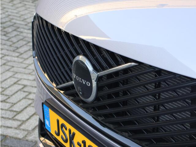 Volvo XC90 T8 Plug-in hybrid AWD Ultra Dark | Luchtvering | Gelaagd glas | Head- up display