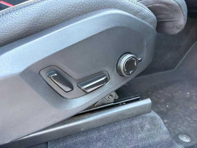 Volvo XC90 2.0 T8 Recharge AWD Core Bright