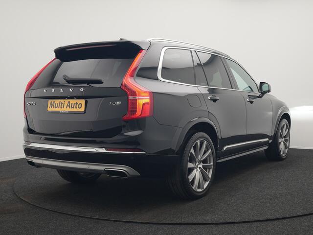 Volvo XC90 T8 Twin Engine AWD Inscription 7 Persoons Plug In Hybrid 394pk Dealer O.H. PHEV | Panodak | Adaptive Cruise | Luxe Lederen Sportstoelen Memory & Verwarmd | 360 Camera | Head Up | Harman Kardon | Apple Carplay | Blis | Virtual | Navigatie | 21"L.M |